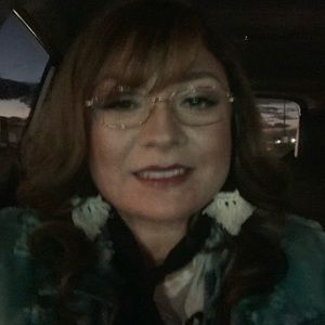 Meet your Posher, Vanessa